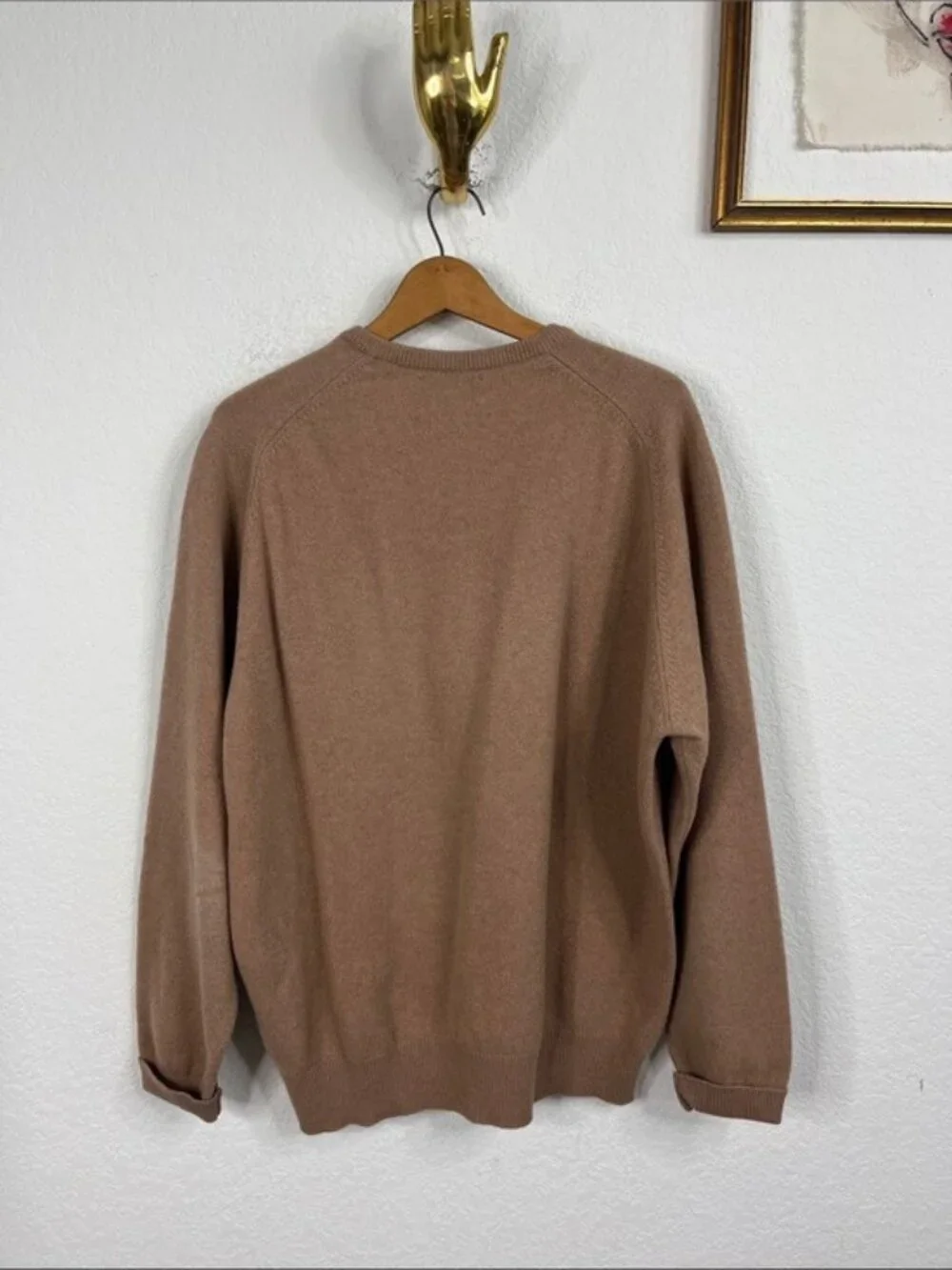Alan Paine Lambswool V Neck Made in England Sweater in Coffee